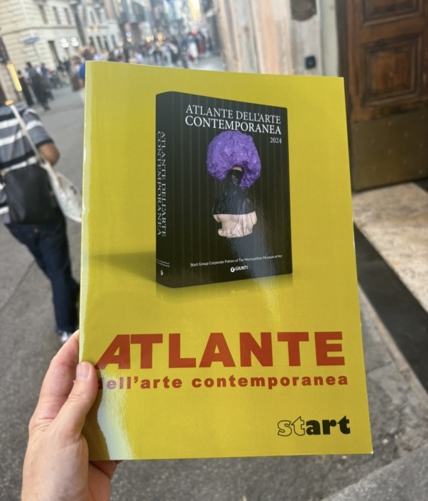 Exhibition of the painting "Sunrise" in the Galleria dei Miracoli in Rome.