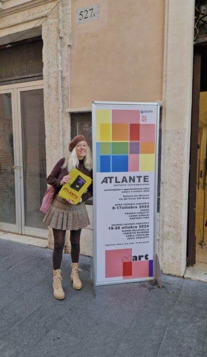 Christin Behrend, exhibition of the painting "Sunrise" in the Galleria dei Miracoli in Rome.